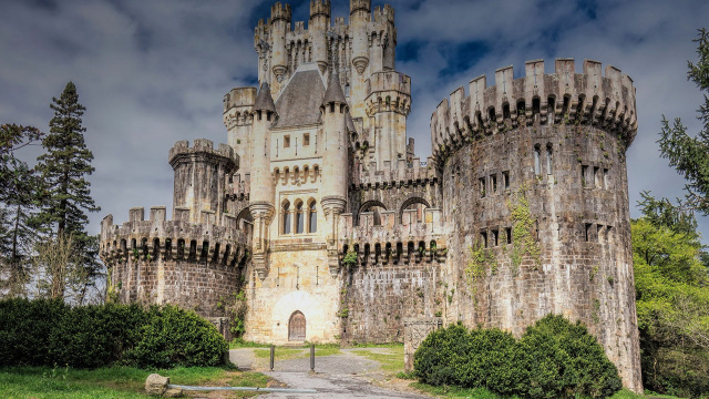 CHÂTEAU DE BUTRÓN