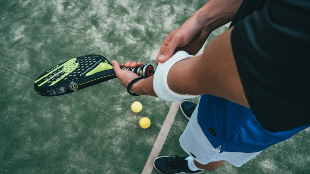 ÉCOLE DE PADEL TENNIS À DERIO