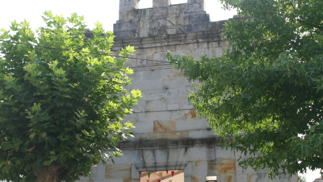 The remains of the church of Andra Mari