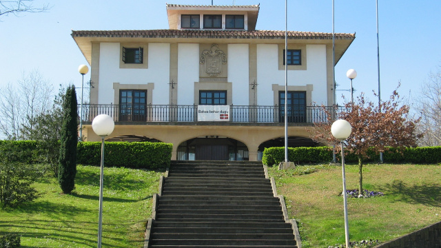 Park and Merendero City Hall